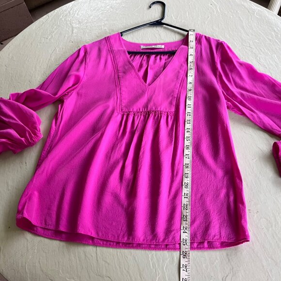 Trina Turk 100% Silk Pink Balloon Sleeve Tunic Top Size L - Picture 6 of 7